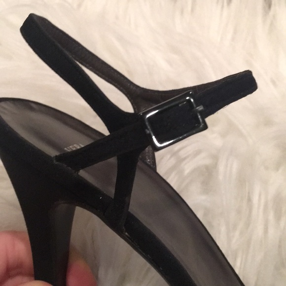 NWOT Vera Wang black 4 inch heels in 8.5 - Picture 7 of 8
